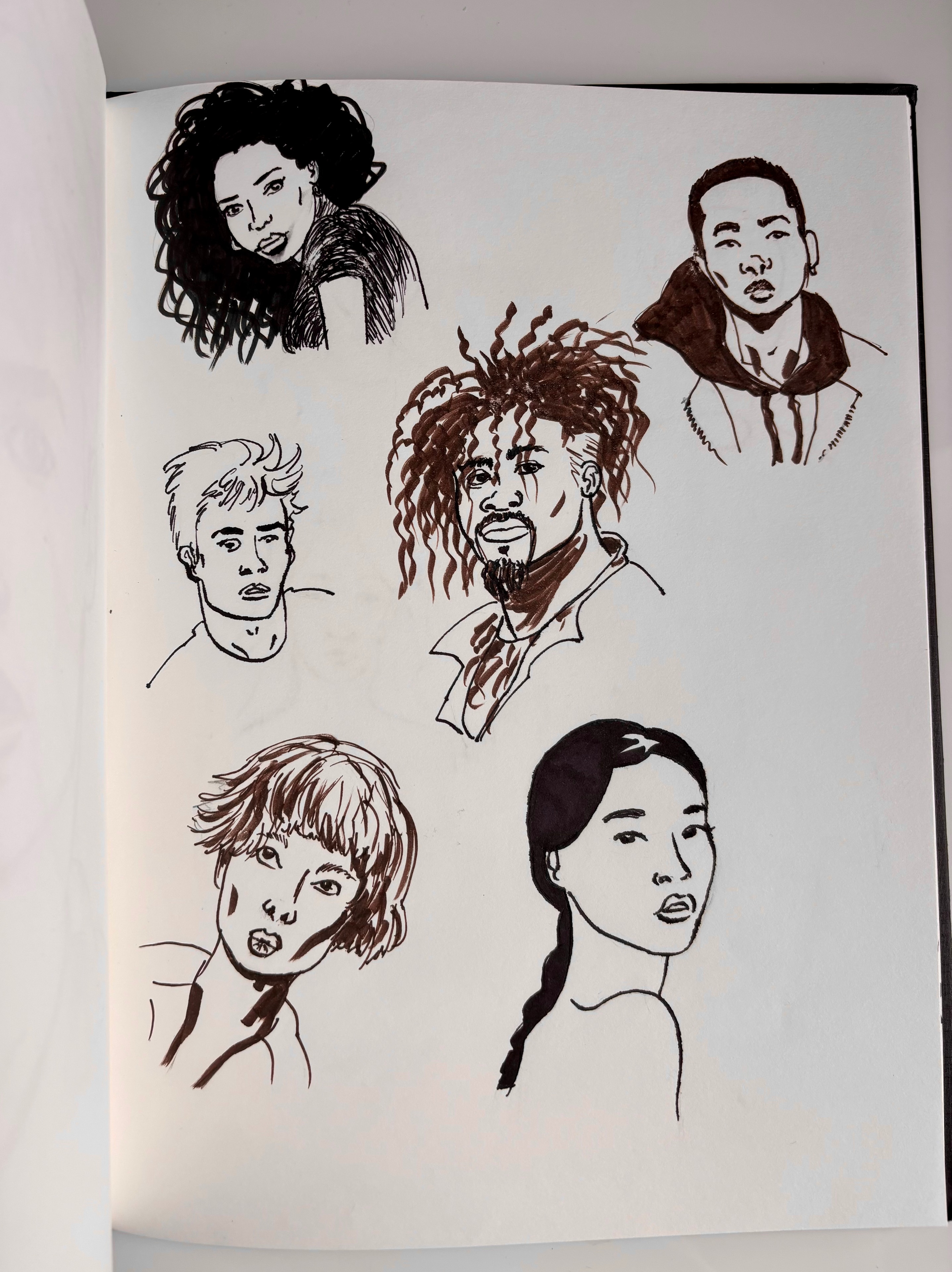 Juin, mois du portrait! par Corentin