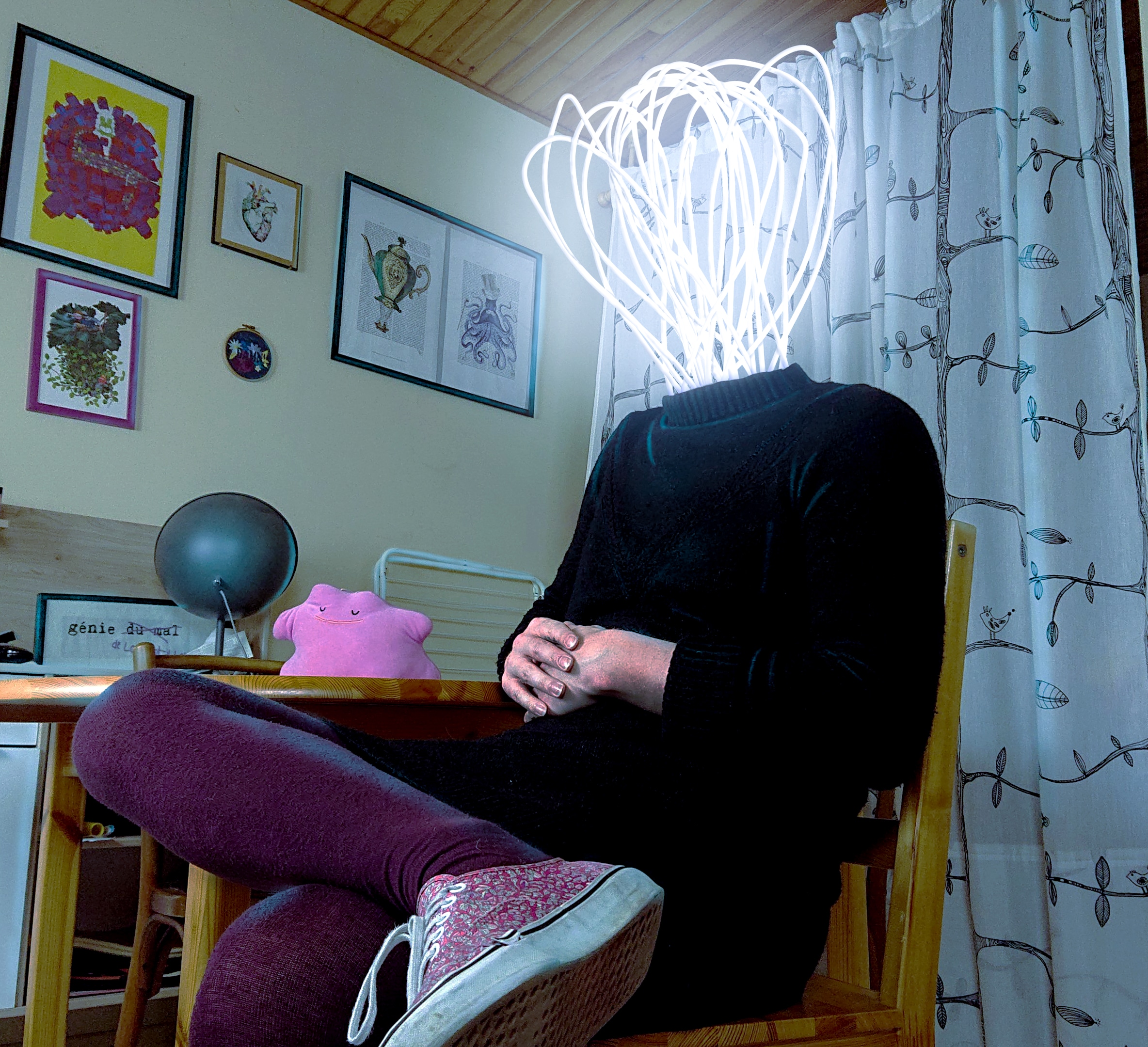 Tête d'ampoule par labrillantineatomique