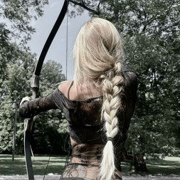 ☆*:.｡.LILY.｡.:*☆